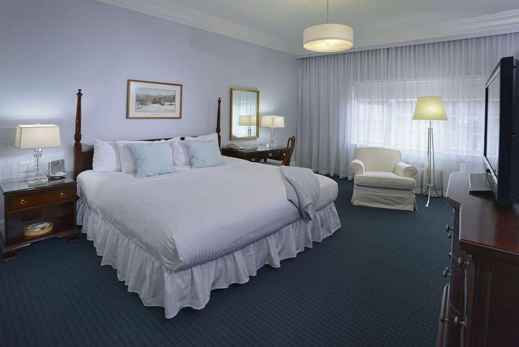 Avon Old Farms Hotel Стая снимка